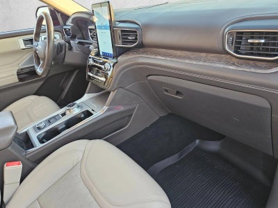 2021 Ford Explorer Platinum