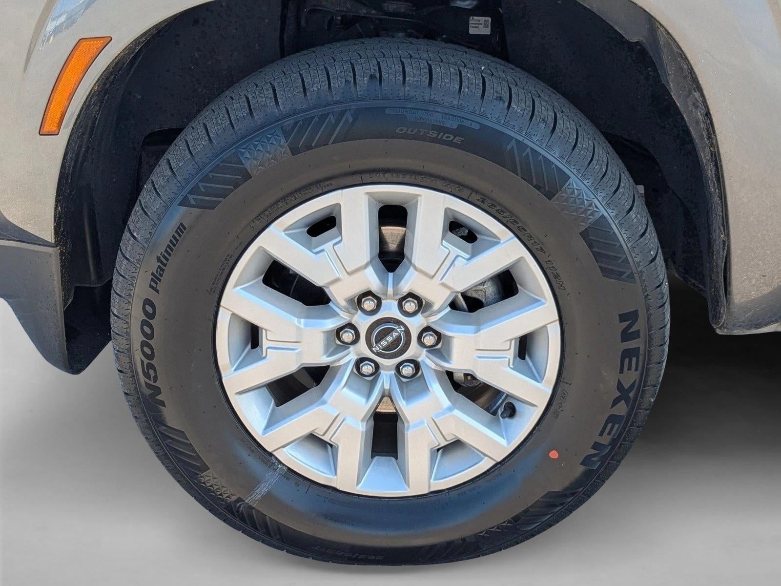 2023 Nissan Frontier SV