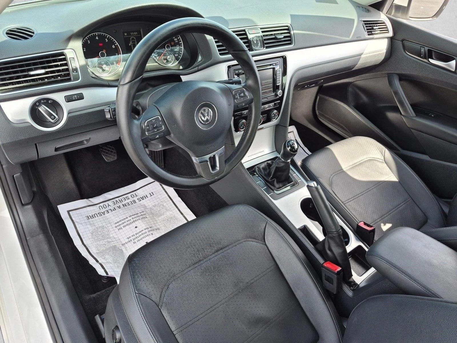 2013 Volkswagen Passat 2.5L SE