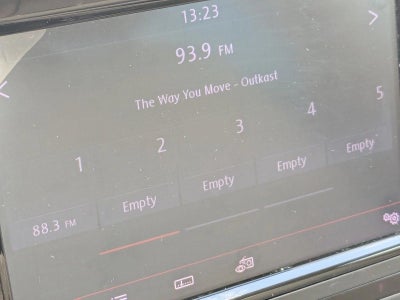 2016 Volkswagen Passat 1.8T SE