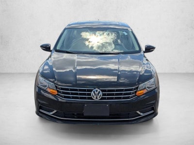 2016 Volkswagen Passat 1.8T SE