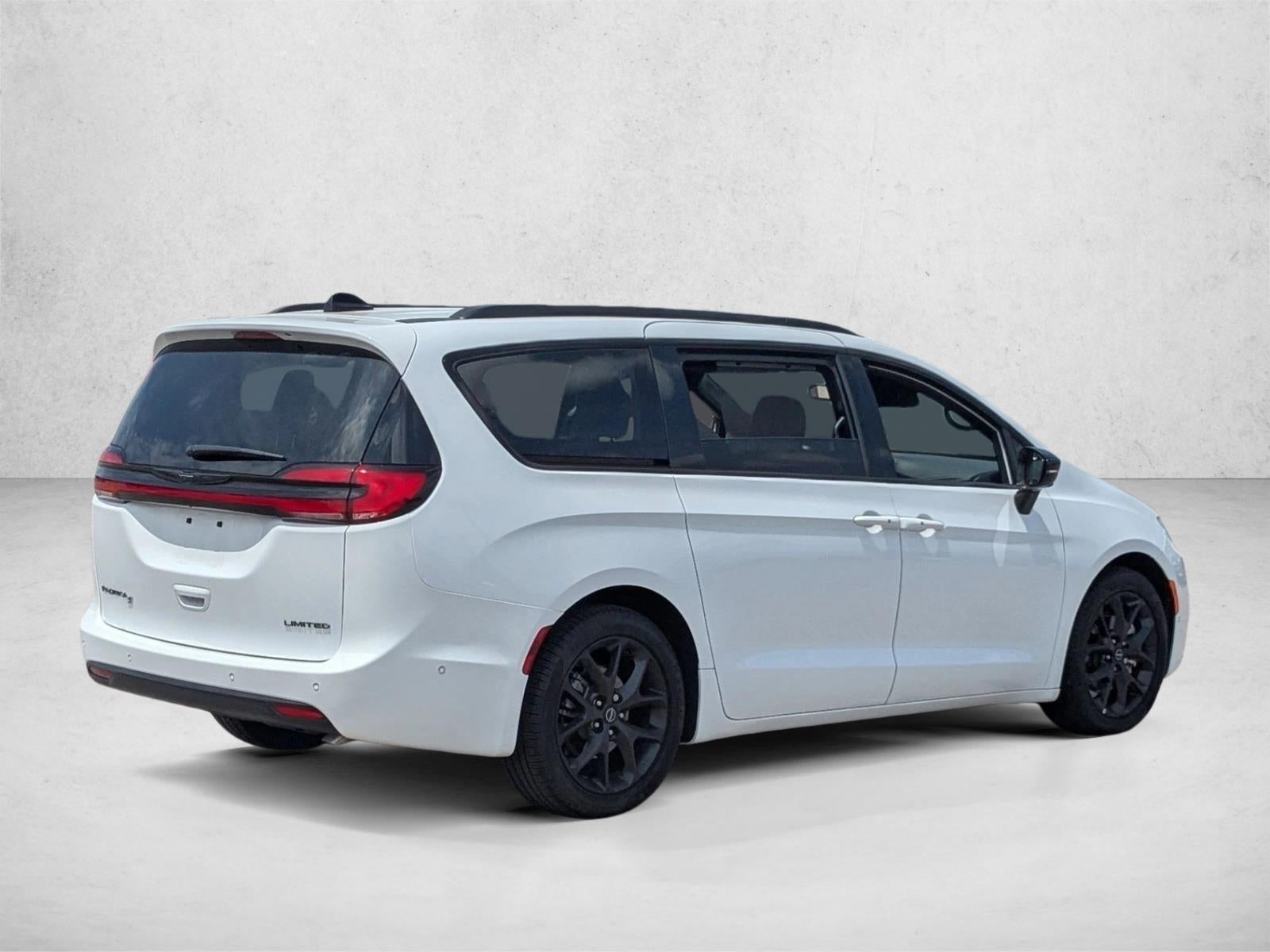 2025 Chrysler Pacifica Limited