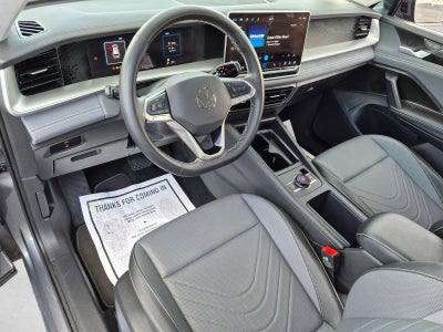 2025 Volkswagen Tiguan 2.0T SE