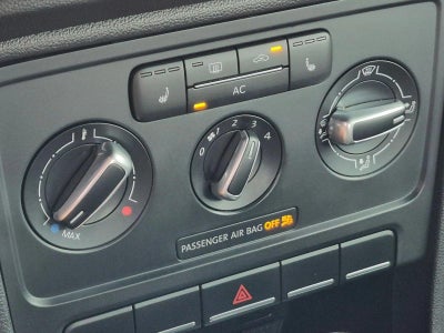 2012 Volkswagen Beetle 2.0T Turbo