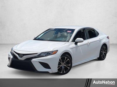 2020 Toyota Camry SE