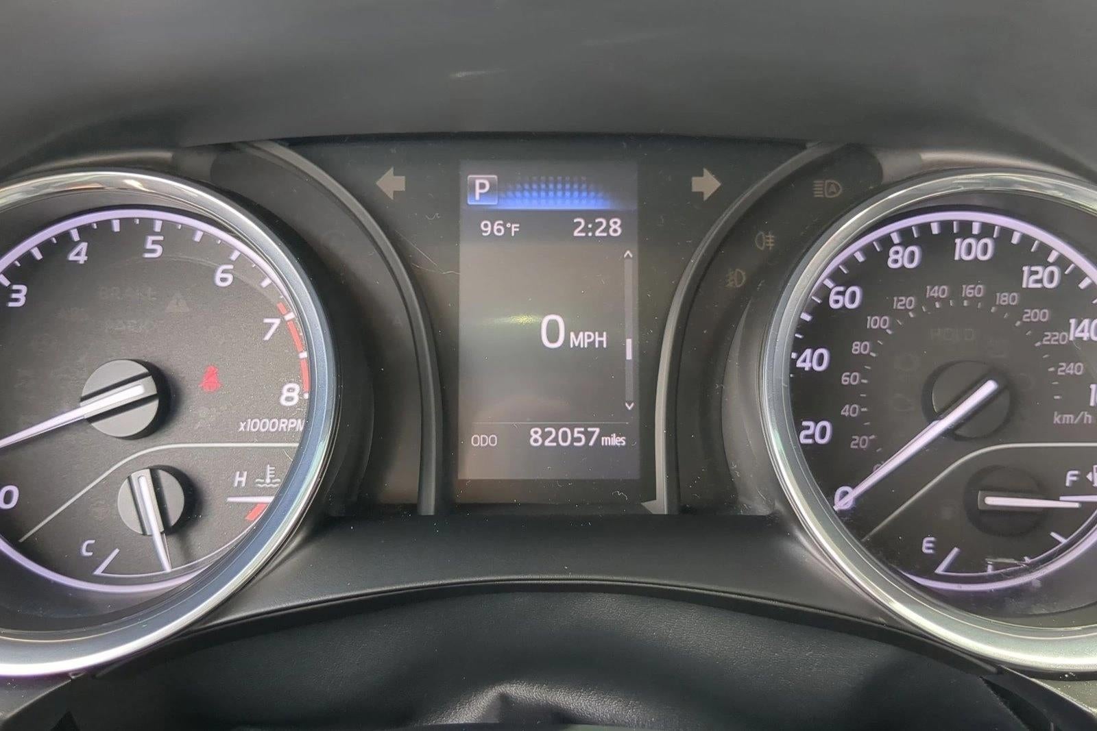 2020 Toyota Camry SE