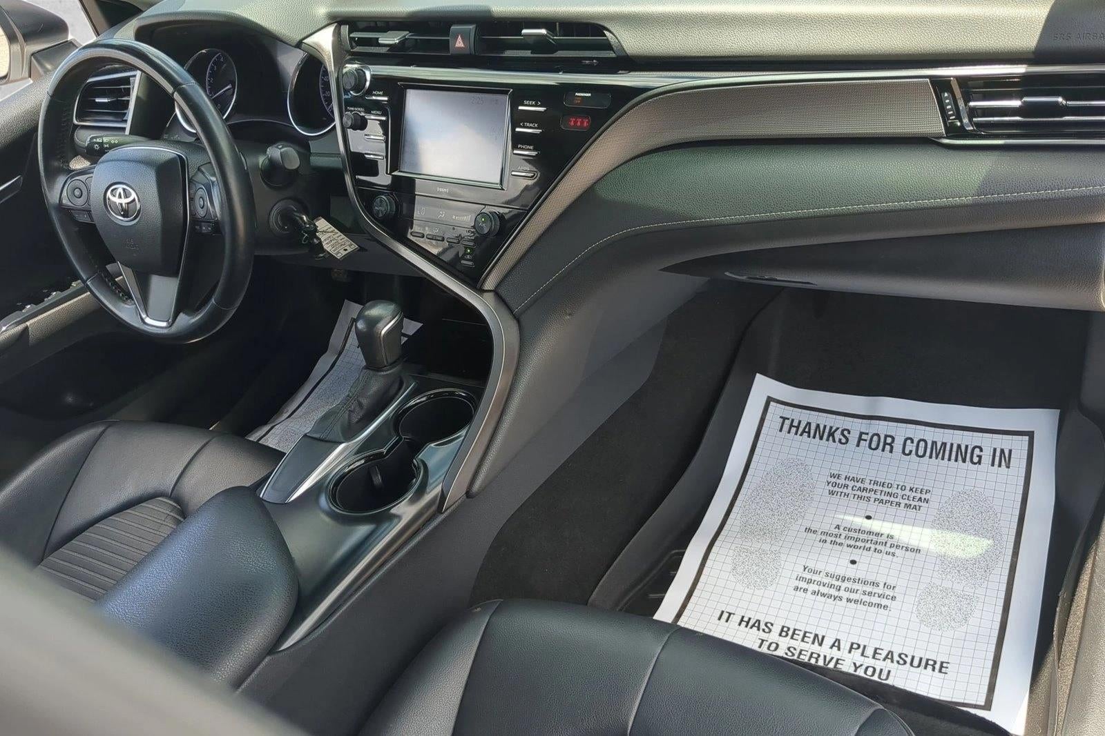 2020 Toyota Camry SE