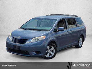 2016 Toyota Sienna LE 8 Passenger