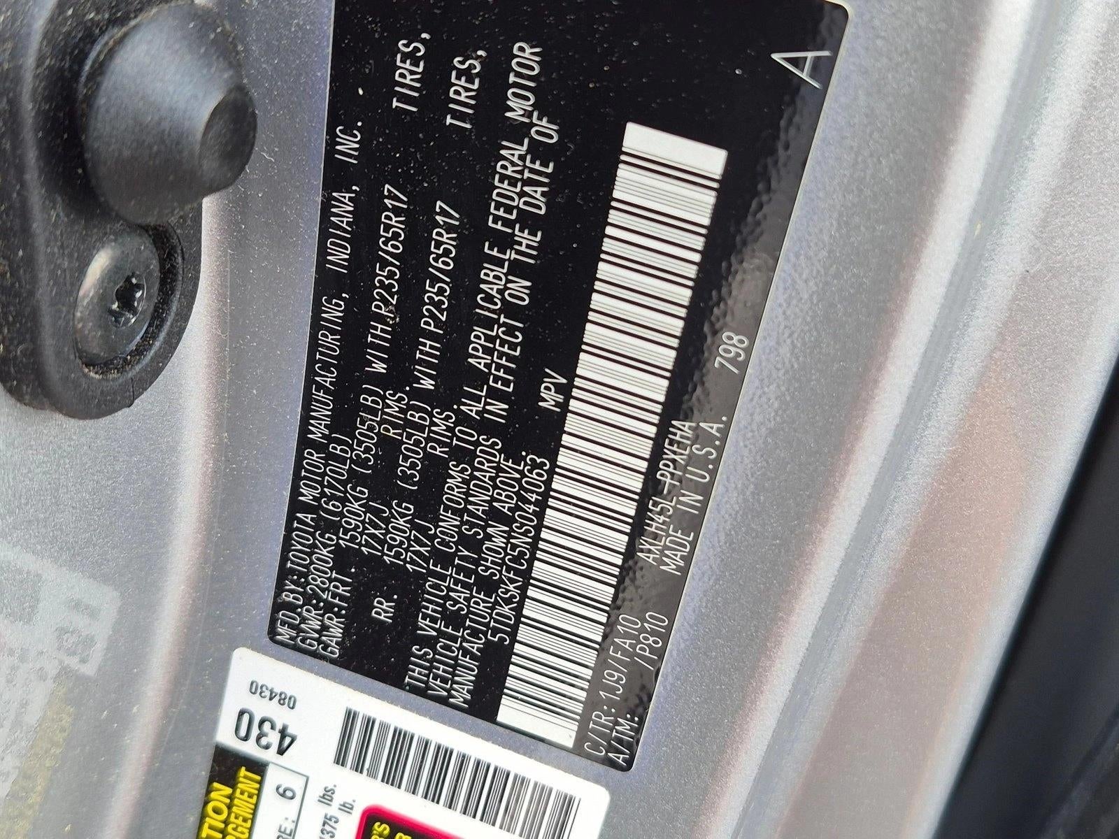 2022 Toyota Sienna LE