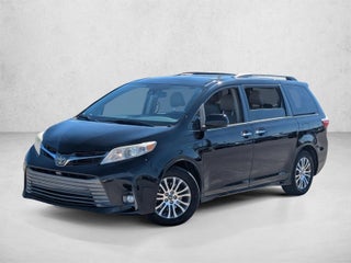 2019 Toyota Sienna XLE Auto Access Seat