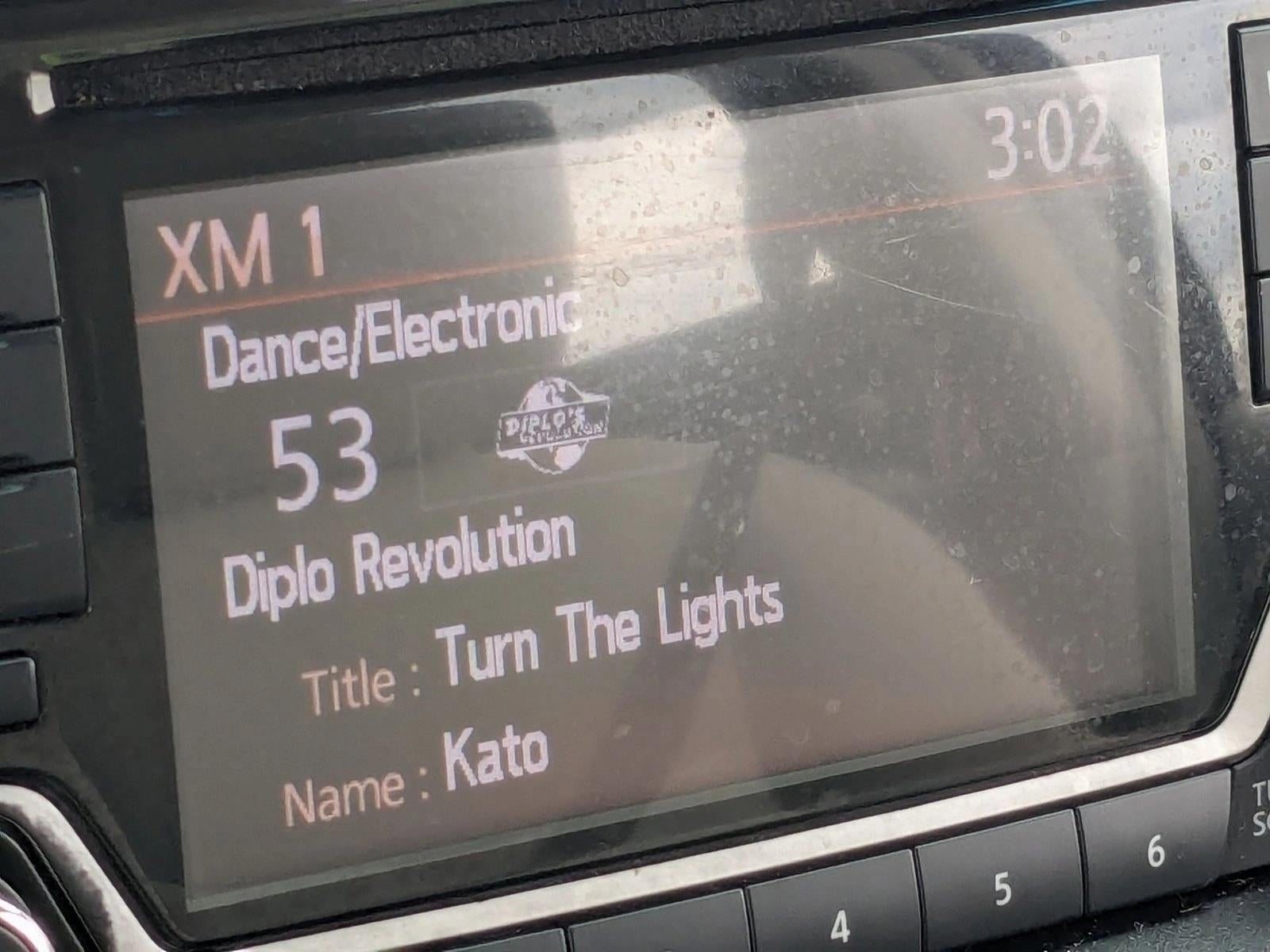 2017 Nissan Quest SV