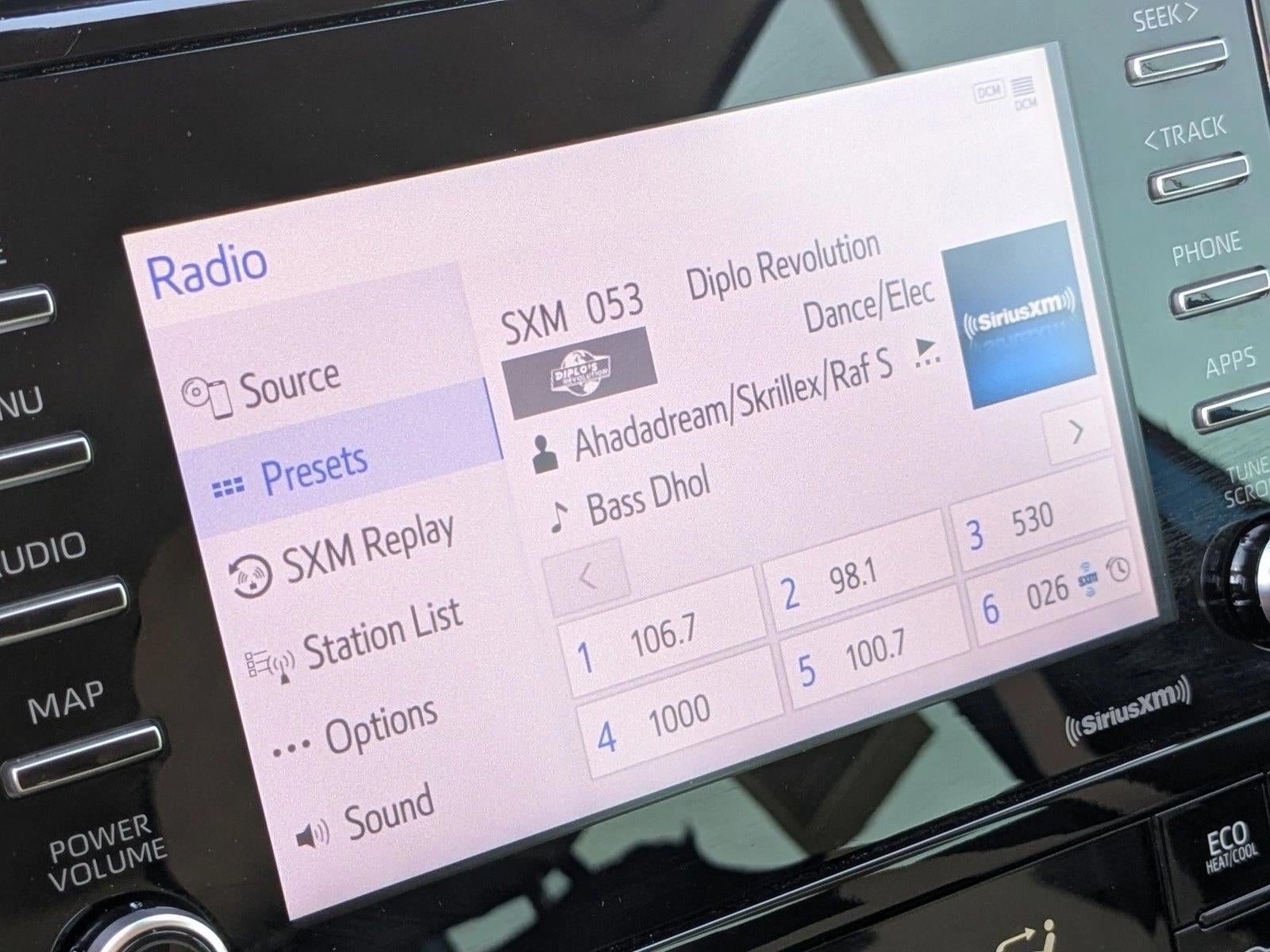 2022 Toyota Prius L Eco