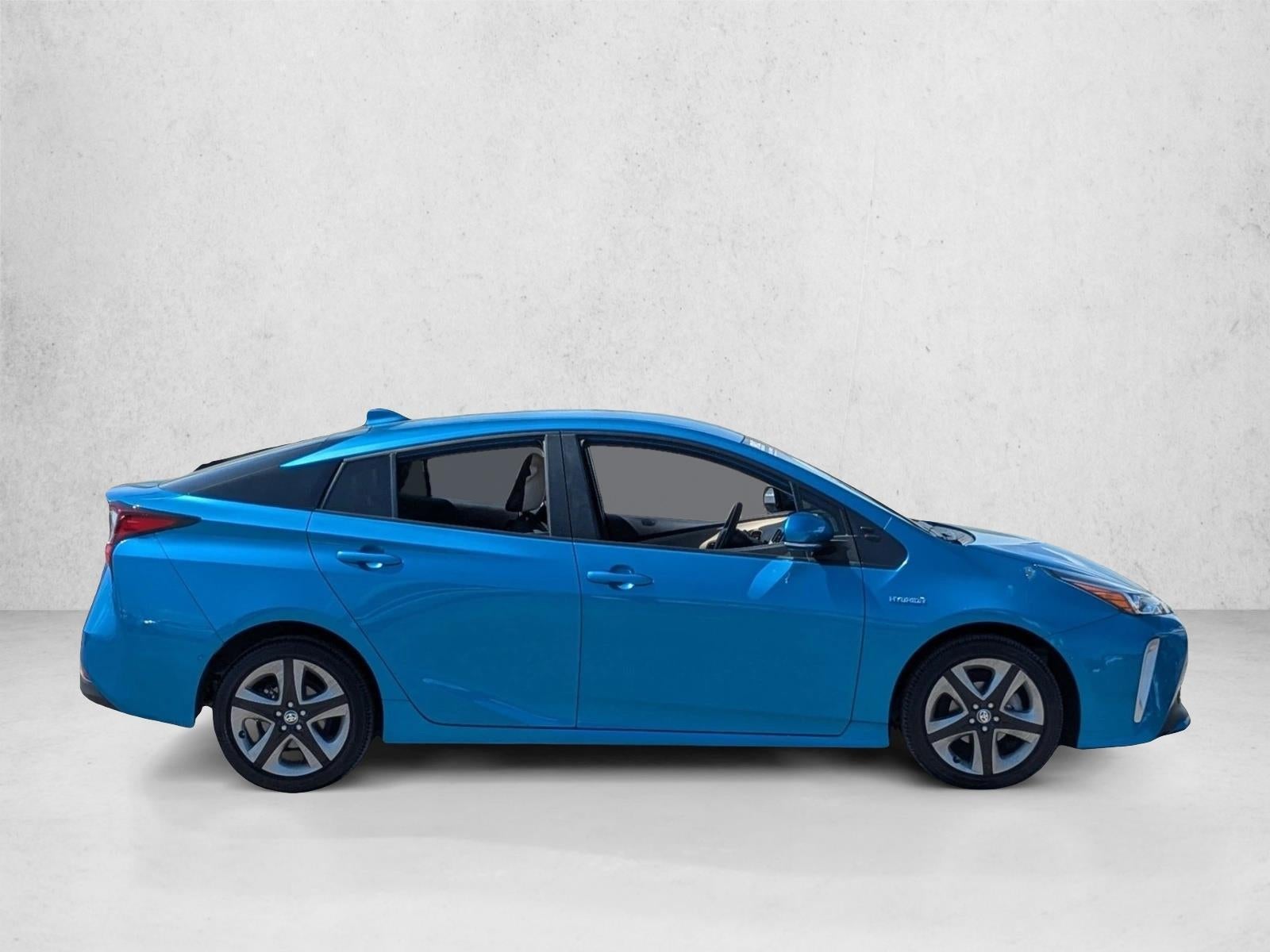2022 Toyota Prius L Eco