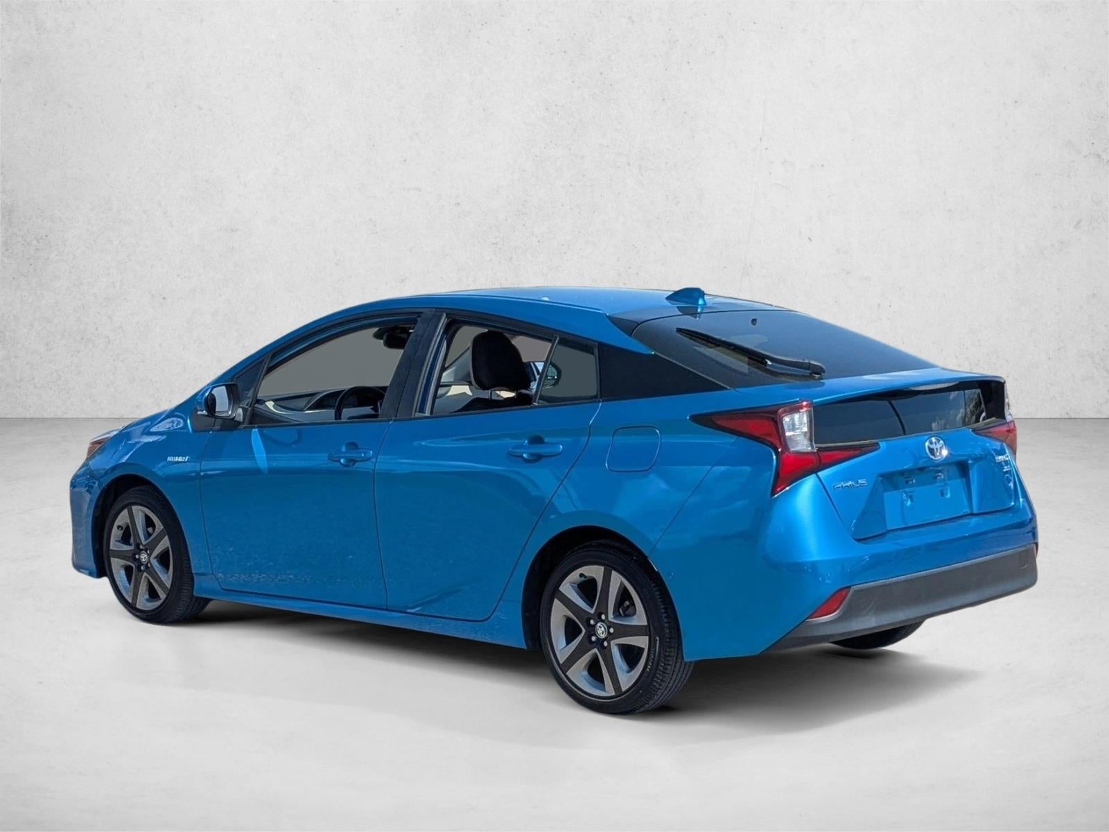 2022 Toyota Prius L Eco