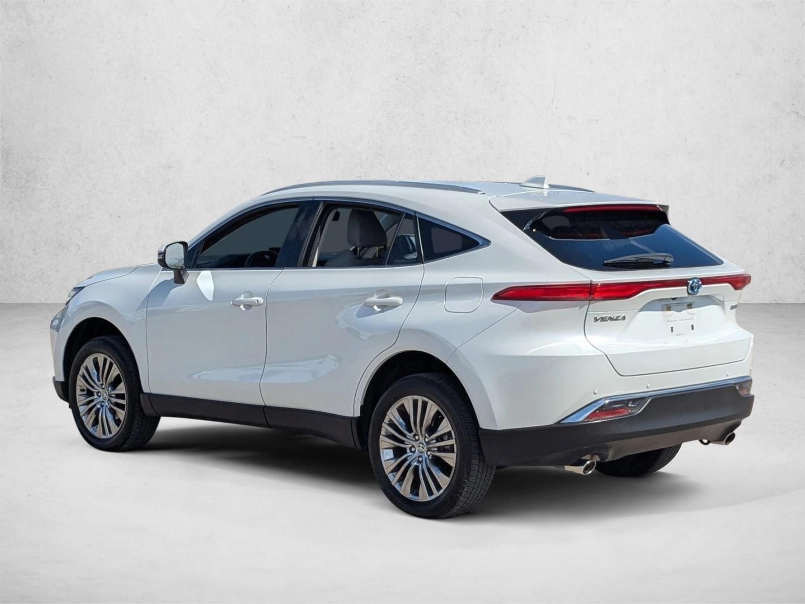 2024 Toyota Venza LE