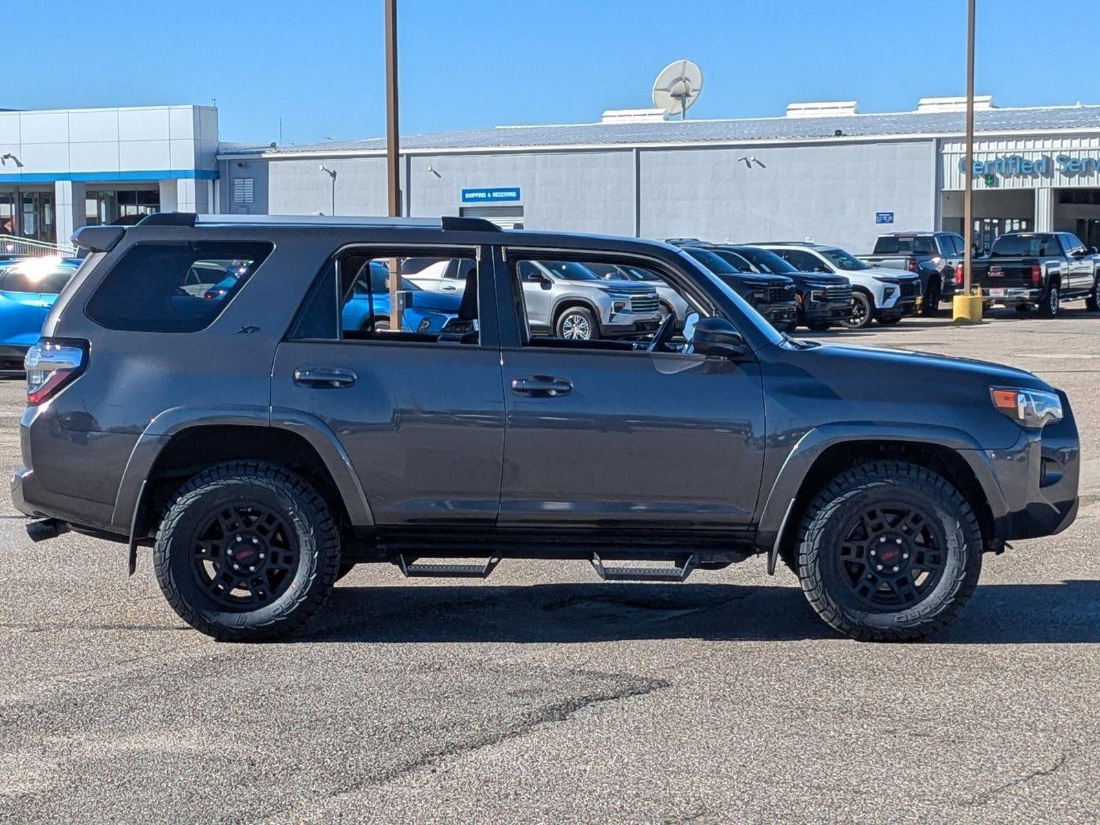 2022 Toyota 4Runner SR5