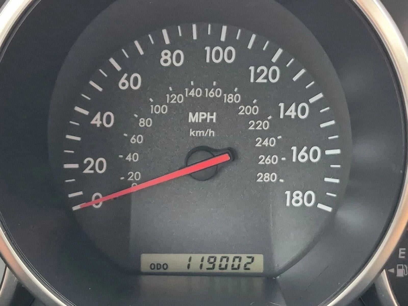2005 Lexus SC 430 