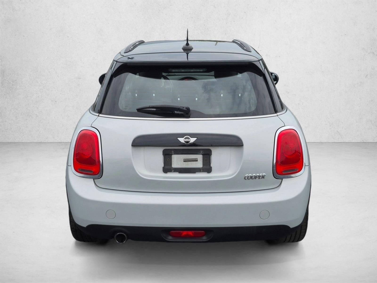 2016 MINI Hardtop Base