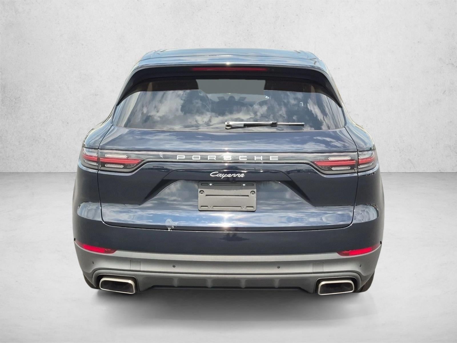 2022 Porsche Cayenne Base