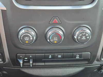 2024 RAM 1500 Classic Warlock Crew Cab 4x4 5'7" Box