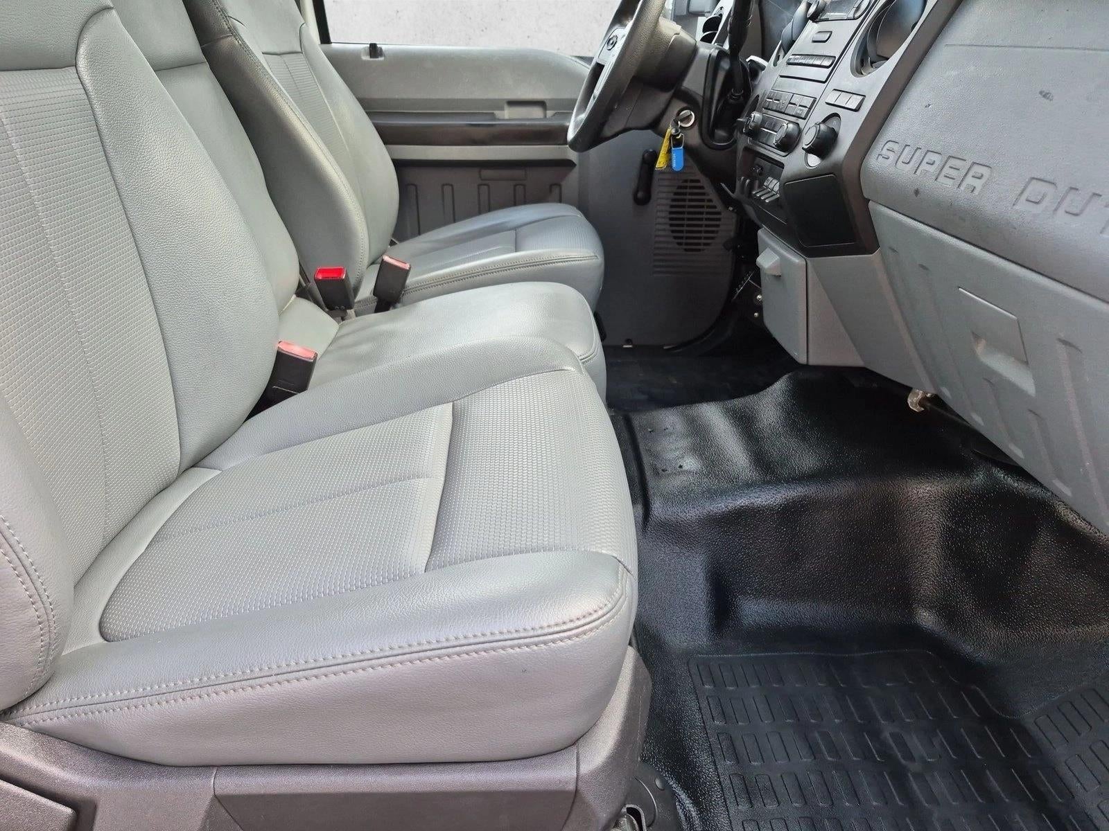 2016 Ford Super Duty F-350 DRW XL