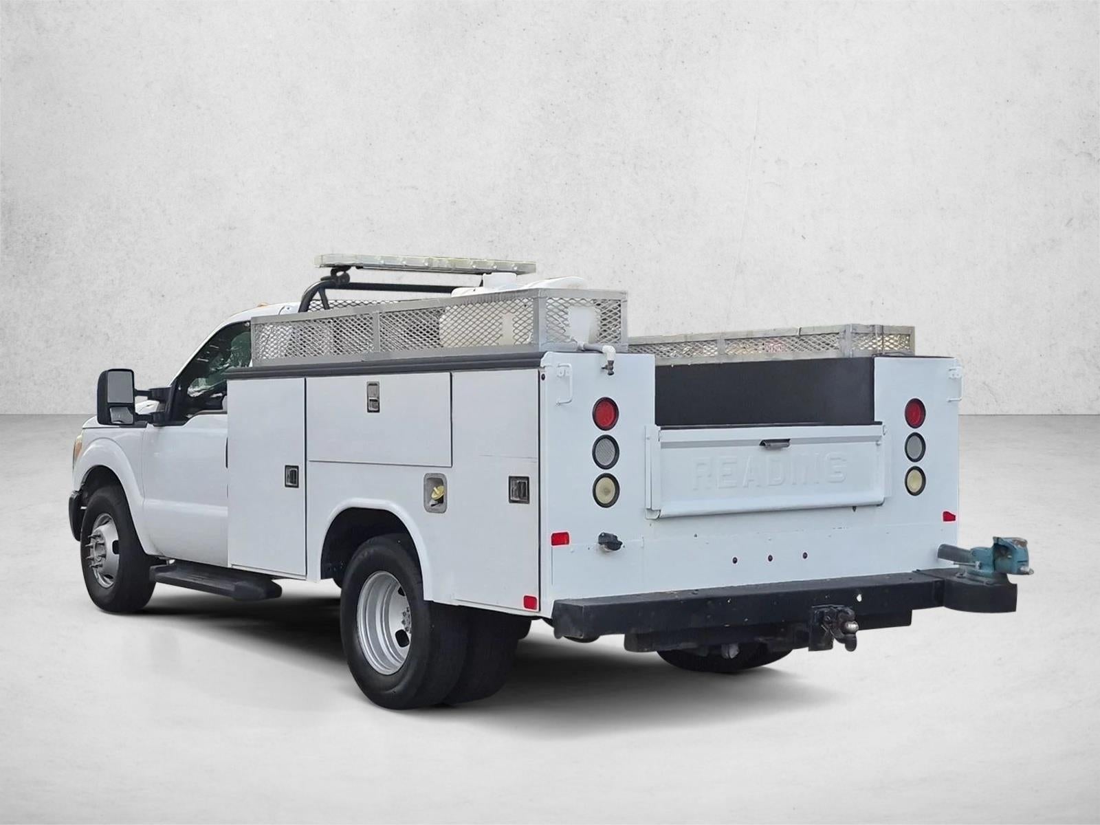 2016 Ford Super Duty F-350 DRW XL