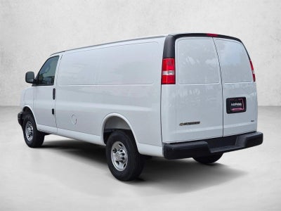 2025 Chevrolet Express Passenger 1LT