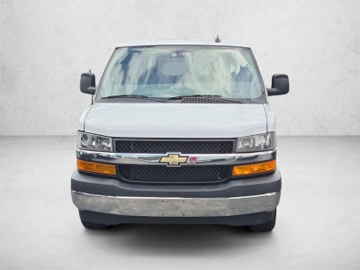 2024 Chevrolet Express Passenger 3500 1LT