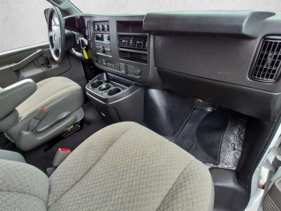 2024 Chevrolet Express Passenger 3500 1LT