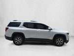 2022 GMC Acadia SLT