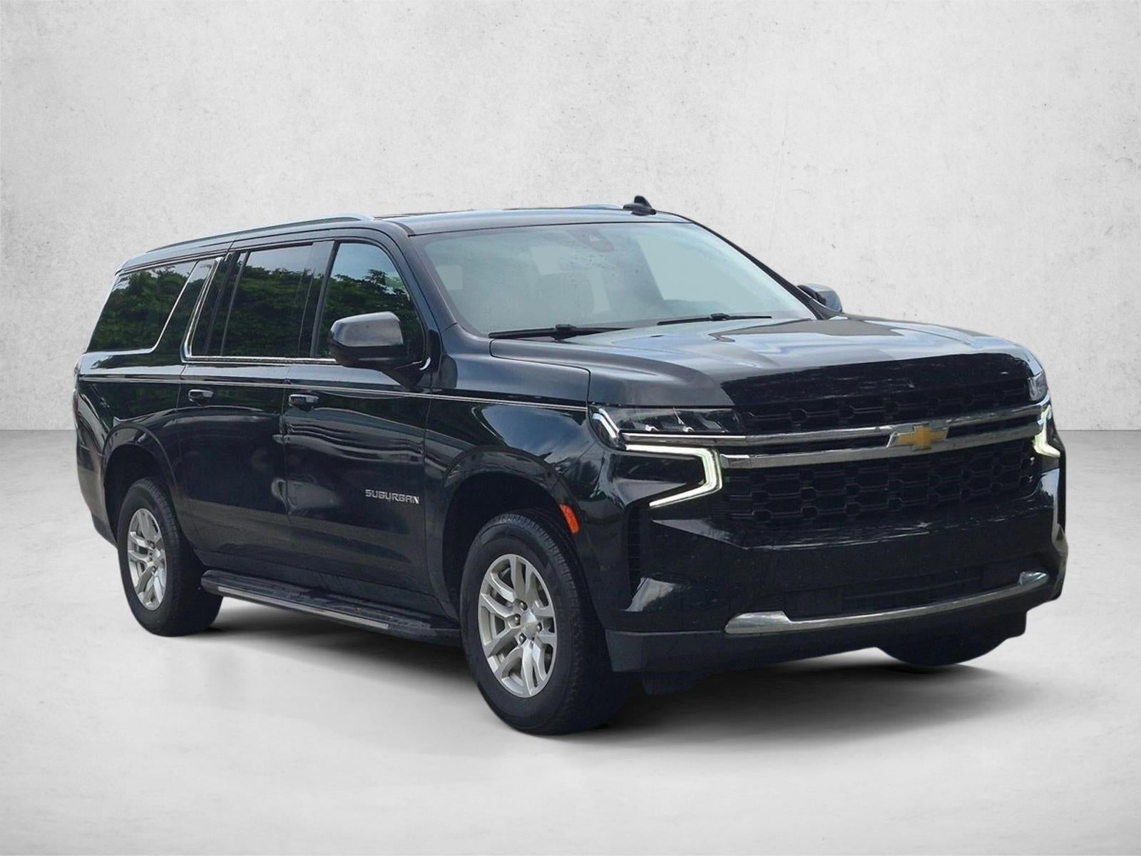 2023 Chevrolet Suburban LS