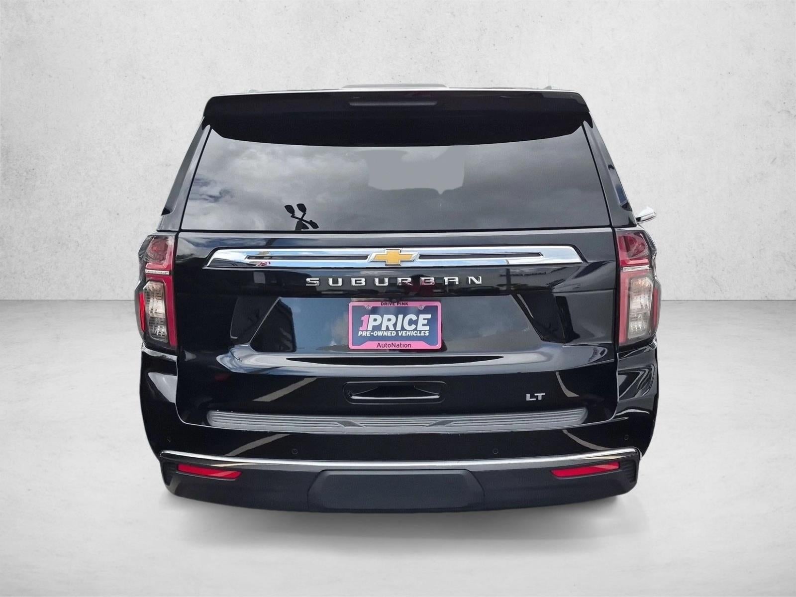 2023 Chevrolet Suburban LT