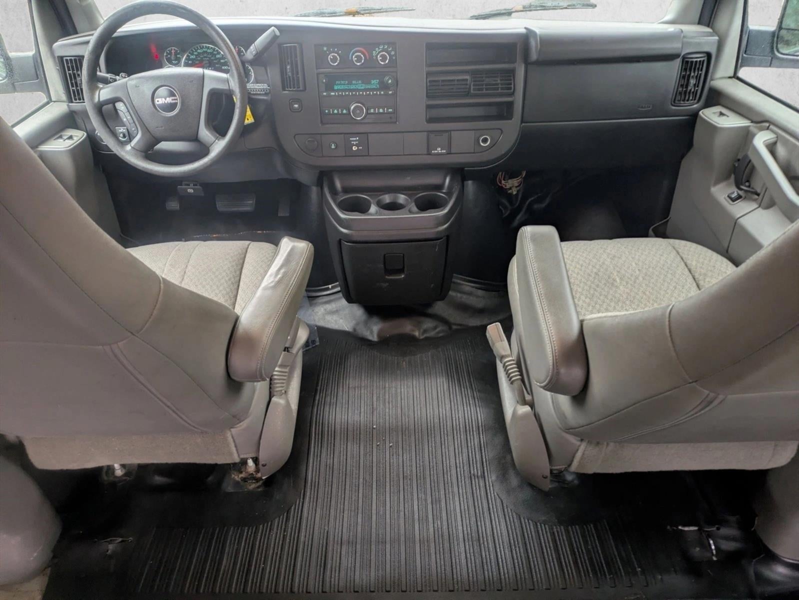 2017 GMC Savana Cargo 2500 Base