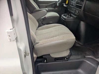 2017 GMC Savana Cargo 2500 Base
