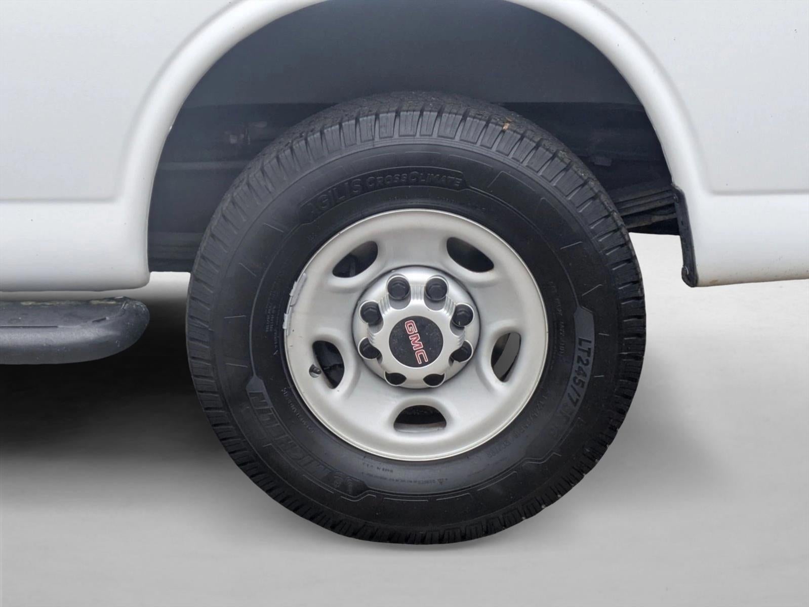 2017 GMC Savana Cargo 2500 Base