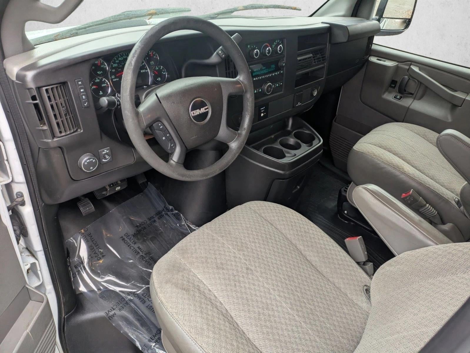 2017 GMC Savana Cargo 2500 Base