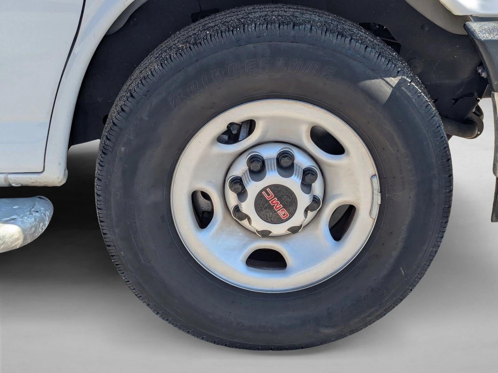 2024 GMC Savana Cargo 2500 Base