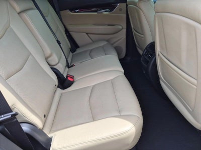 2017 Cadillac XT5 Luxury FWD