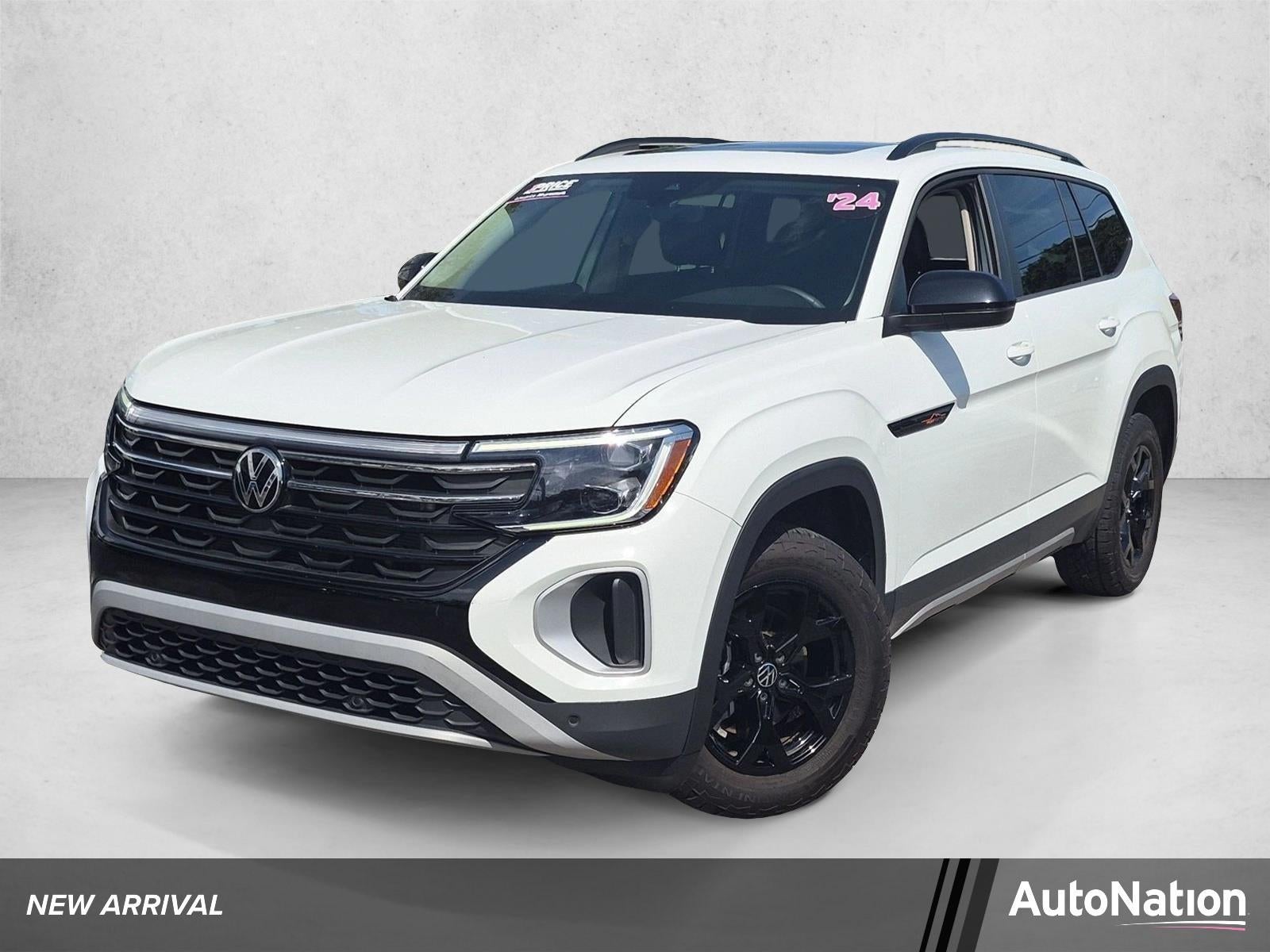 2024 Volkswagen Atlas 2.0T Peak Edition SE w/Technology