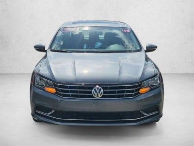 2019 Volkswagen Passat Base