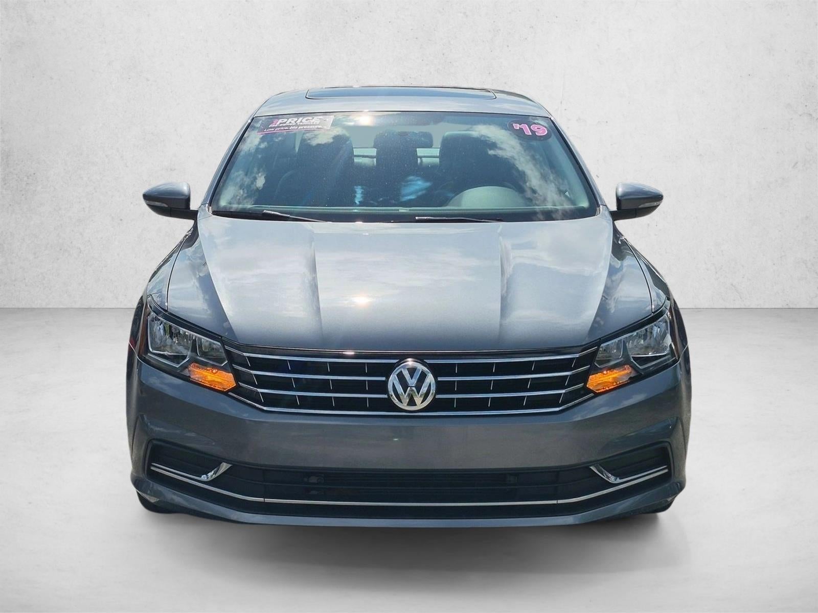 2019 Volkswagen Passat Base