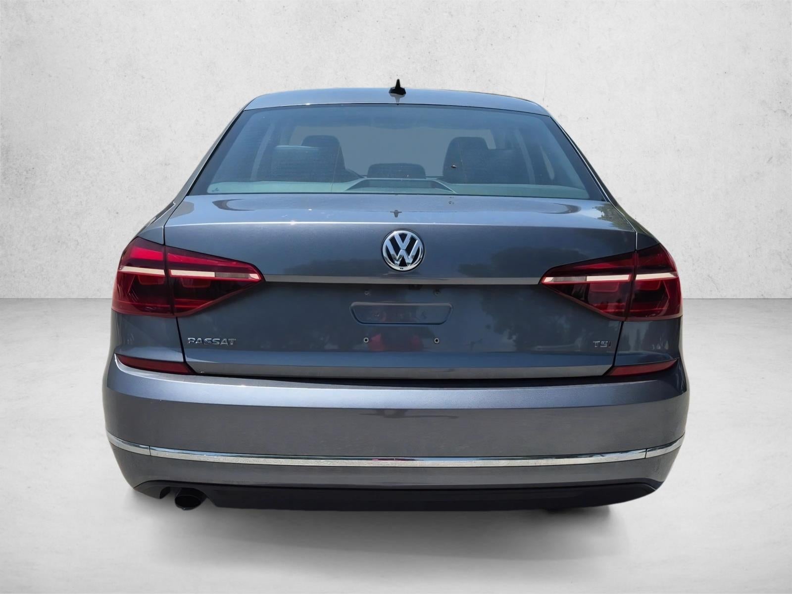 2019 Volkswagen Passat Base