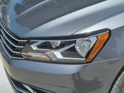 2019 Volkswagen Passat Base
