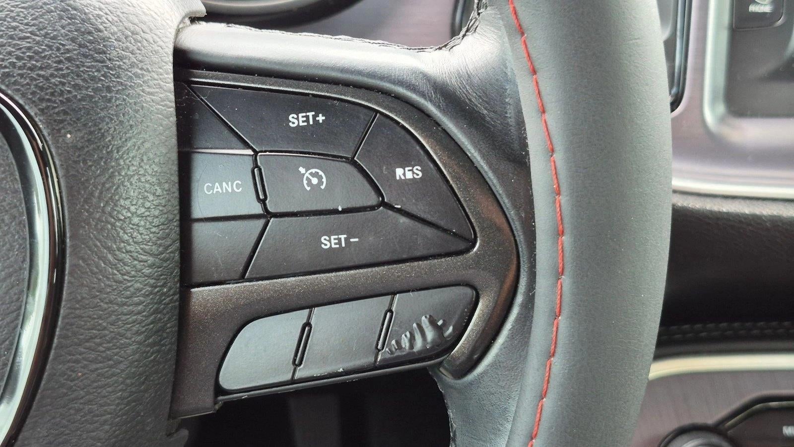 2017 Dodge Challenger SXT