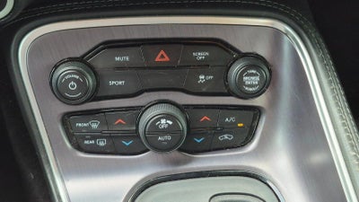2017 Dodge Challenger SXT