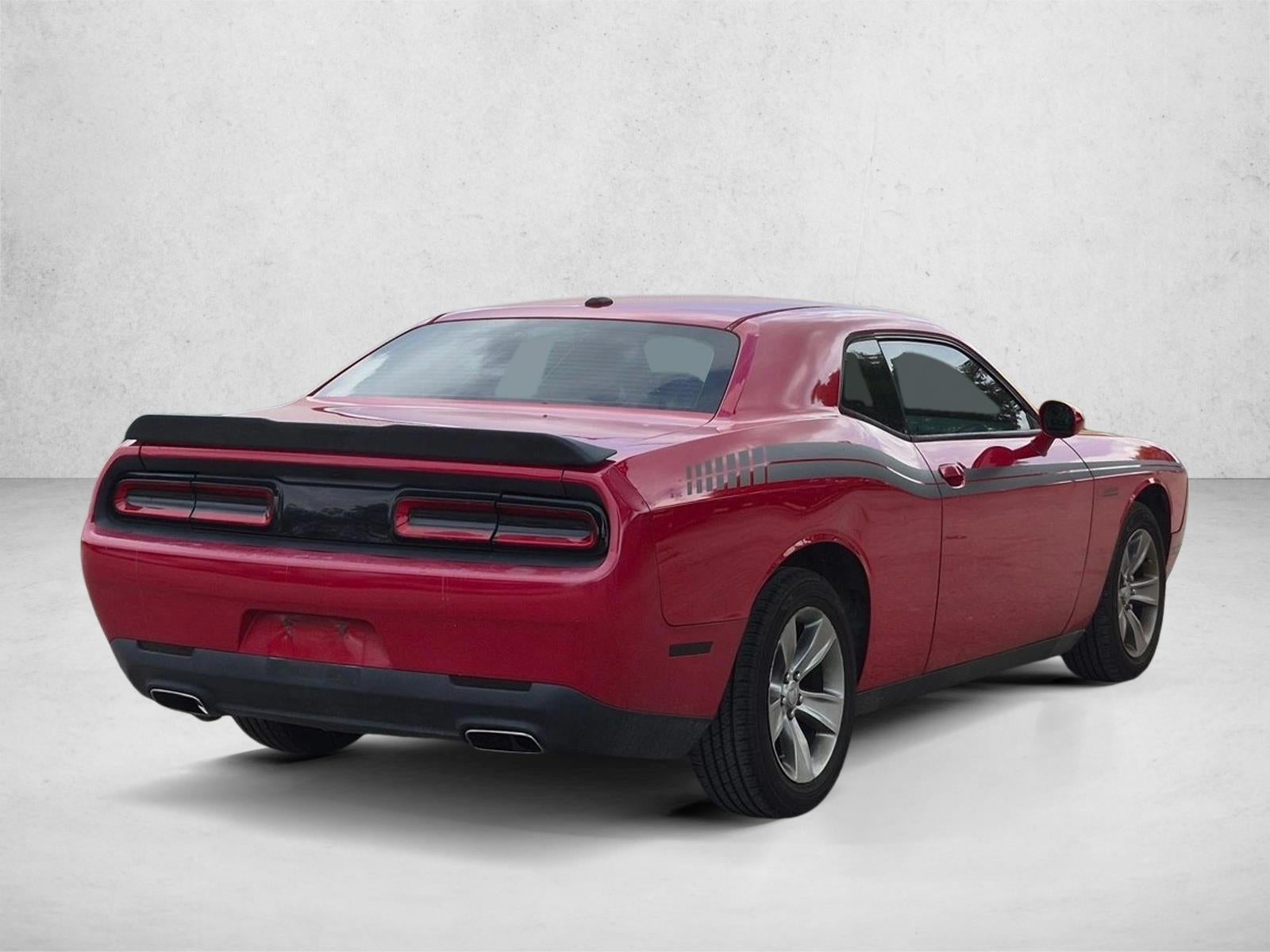 2017 Dodge Challenger SXT