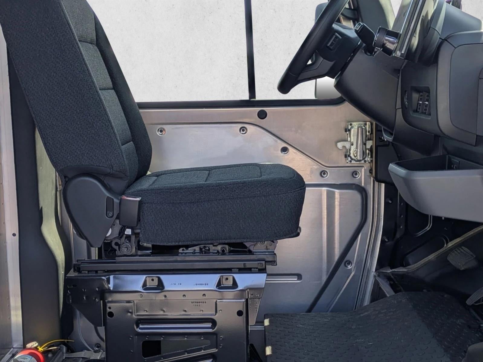 2024 BrightDrop Zevo 600 Base