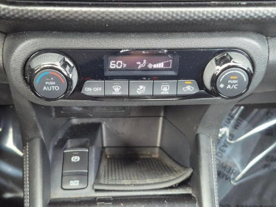 2021 Nissan Kicks SV Xtronic CVT