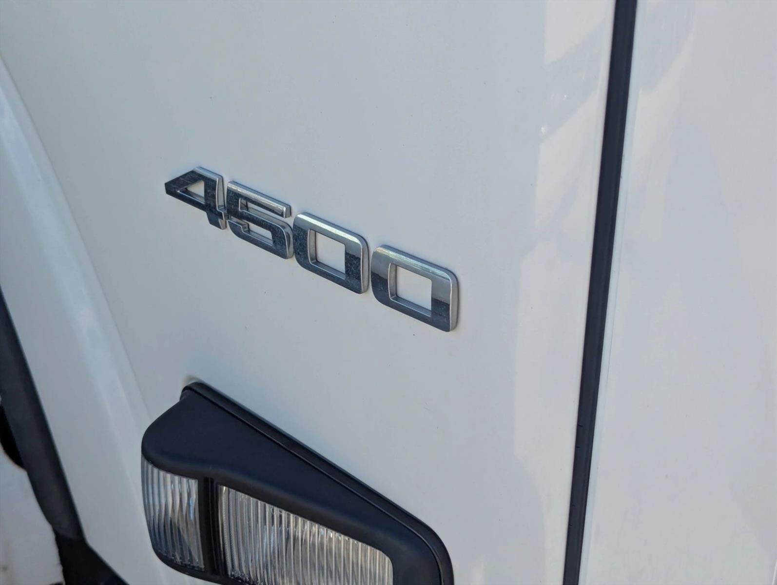 2023 Chevrolet Low Cab Forward 4500 HG 1WT