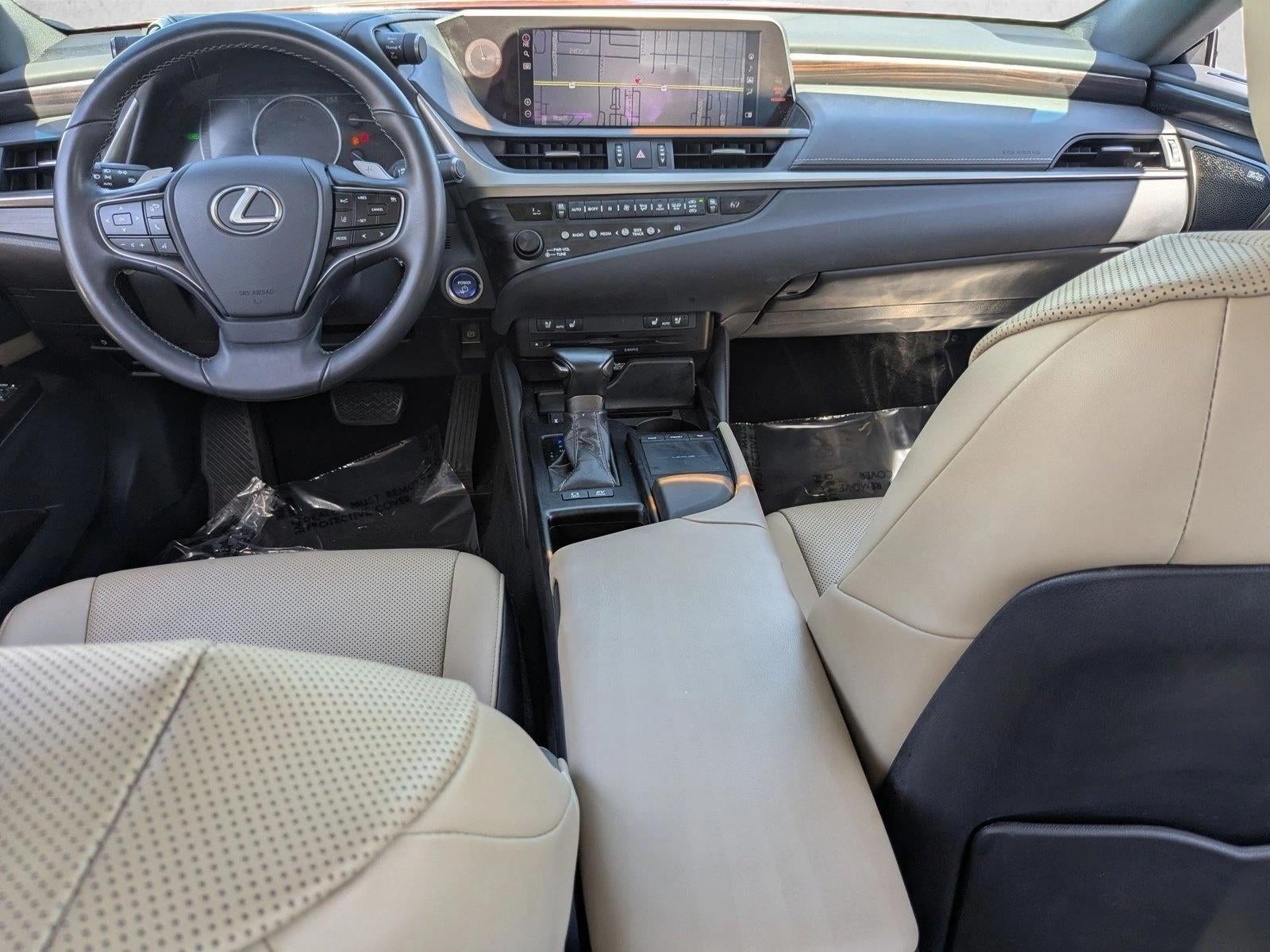 2020 Lexus ES 